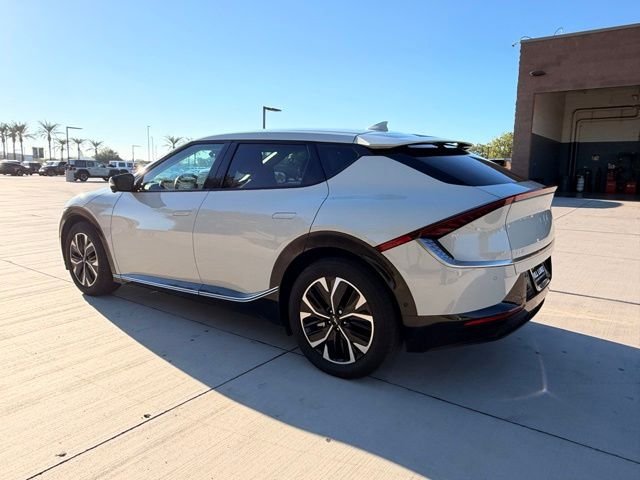 Used 2024 Glacier Kia Wind image 10