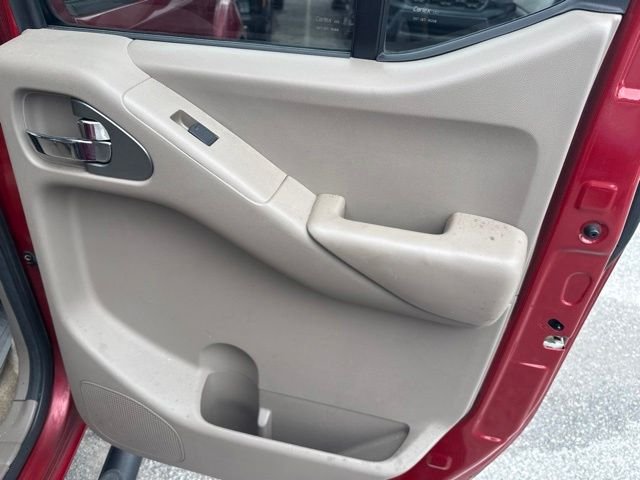 Used 2012 Red Nissan SV image 18