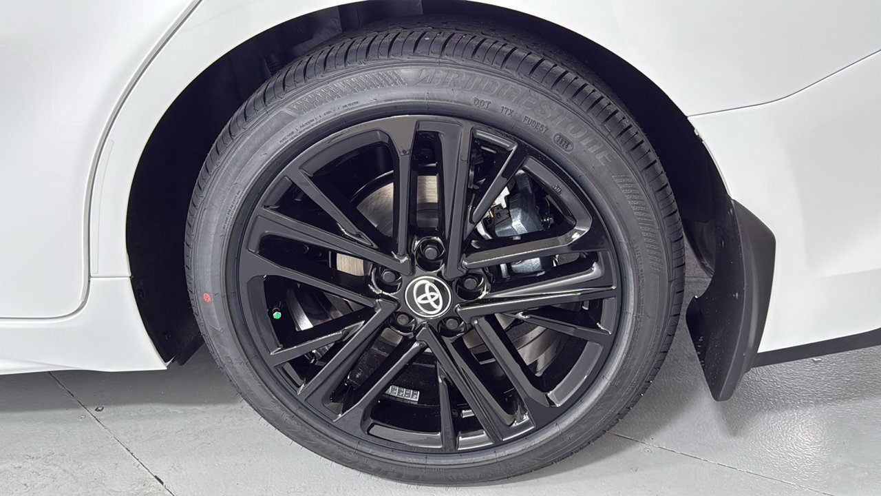 New 2026 Ice Cap Toyota  SE image 23