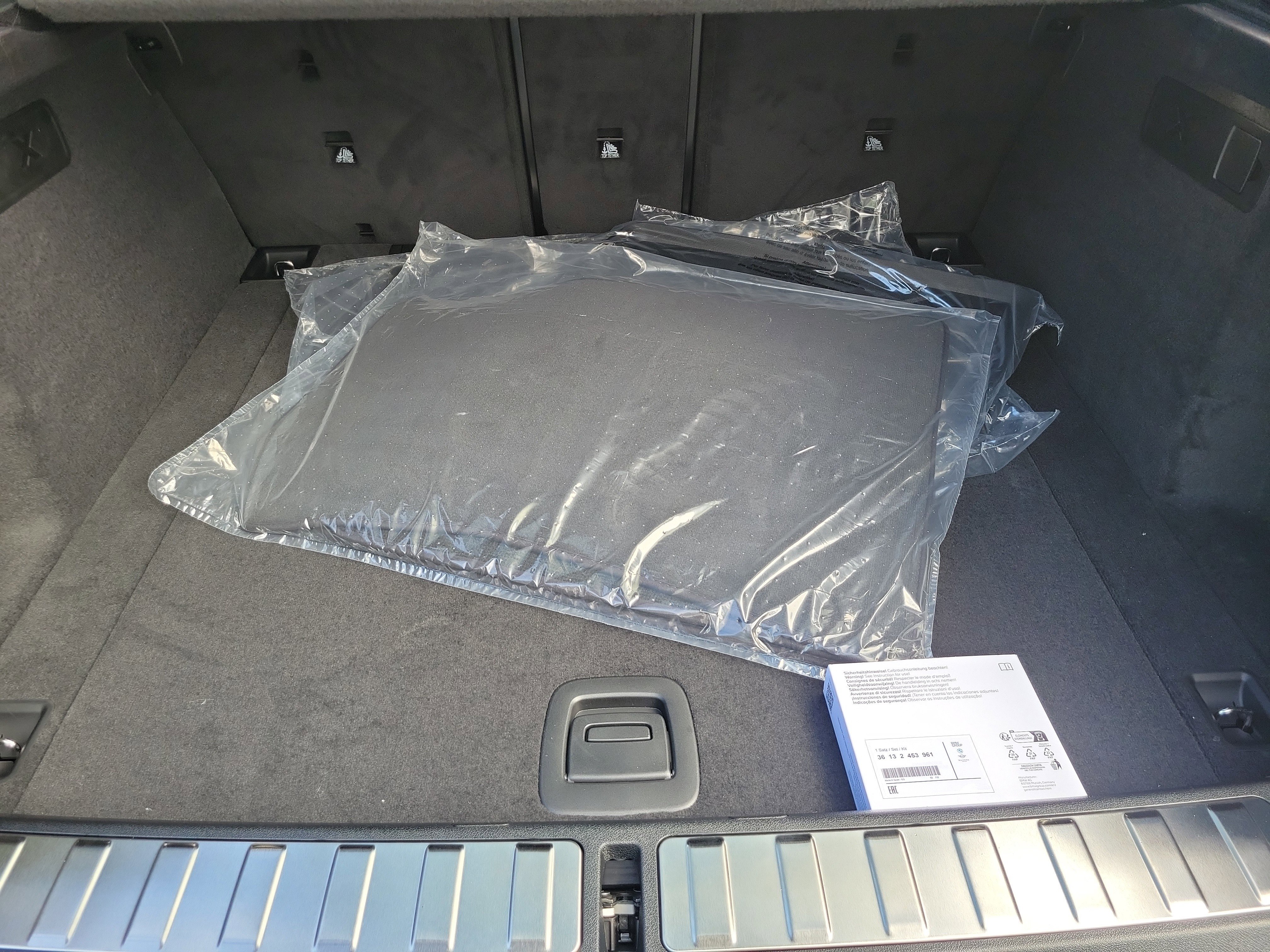 New 2026 Brooklyn Grey Metallic BMW xDrive40i image 7