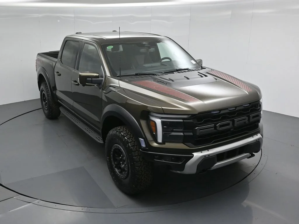 New 2026 Shelter Green Ford Raptor image 40