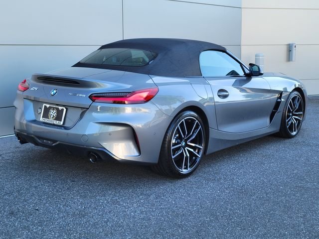 Used 2023 Skyscraper Gray Metallic BMW sDrive30i image 4