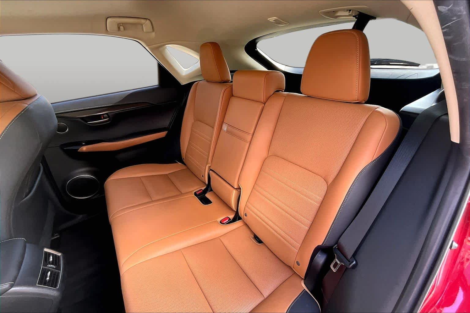 Used 2021 Matador Red Mica Lexus  image 21