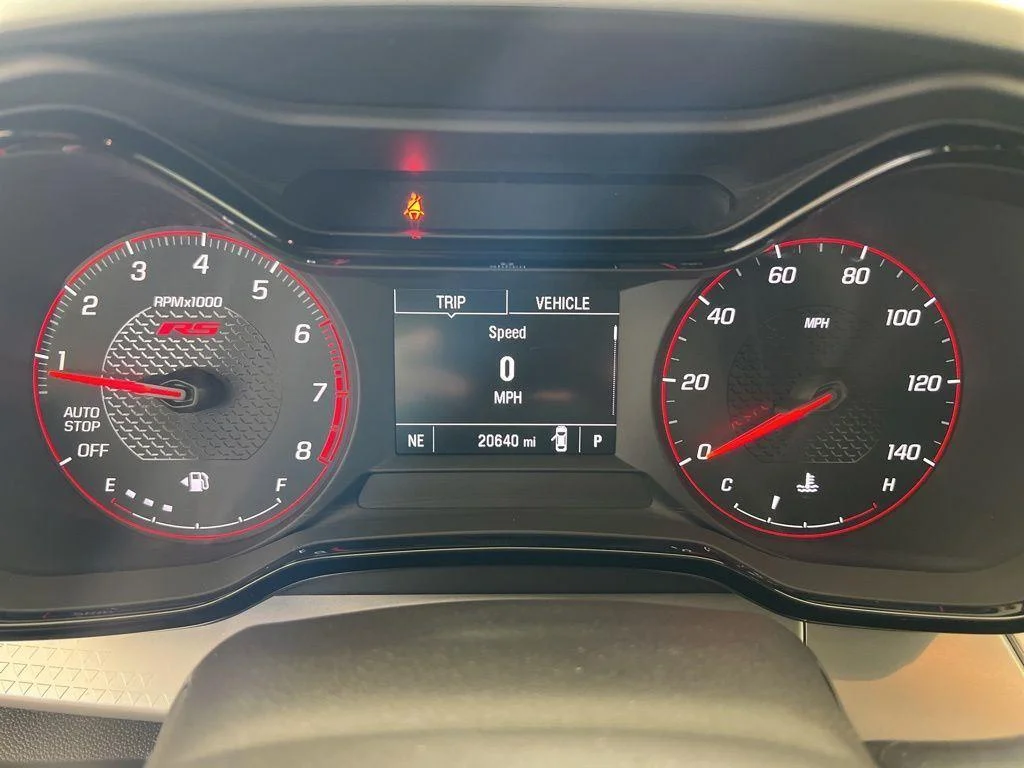 Used 2024 Summit White Chevrolet 1RS image 11