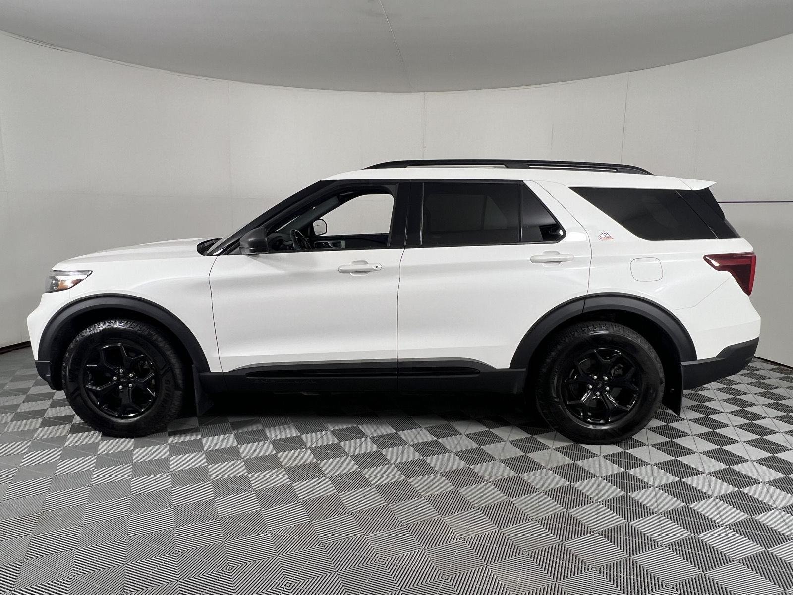 Used 2022 Star White Metallic Tri-Coat Ford Timberline image 7