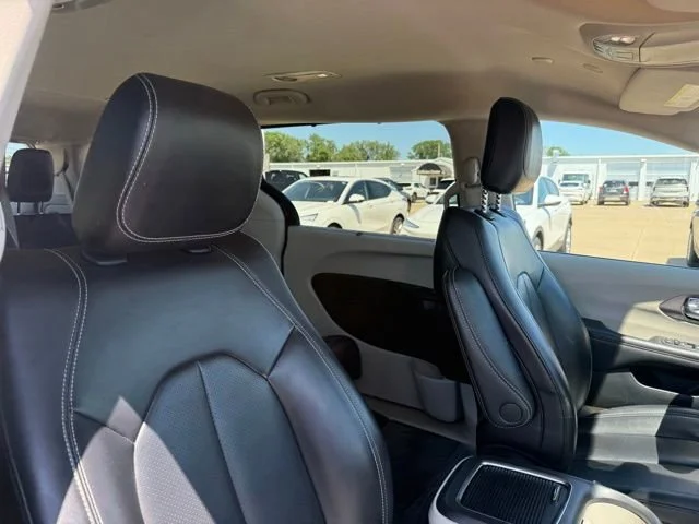 Used 2023 Black Chrysler Touring L image 50