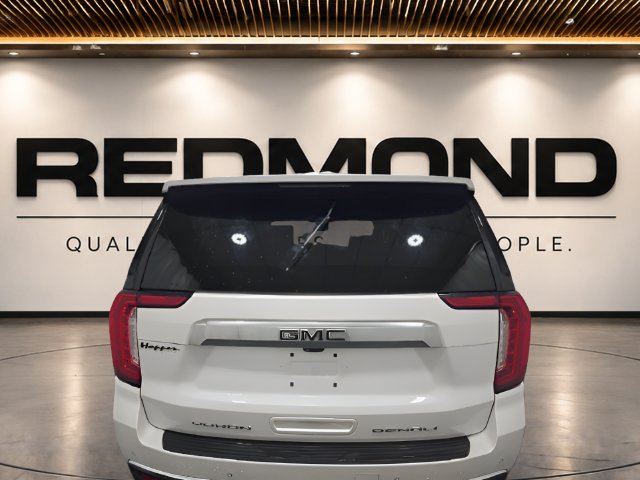 Used 2023 White Frost Tricoat GMC Denali image 7