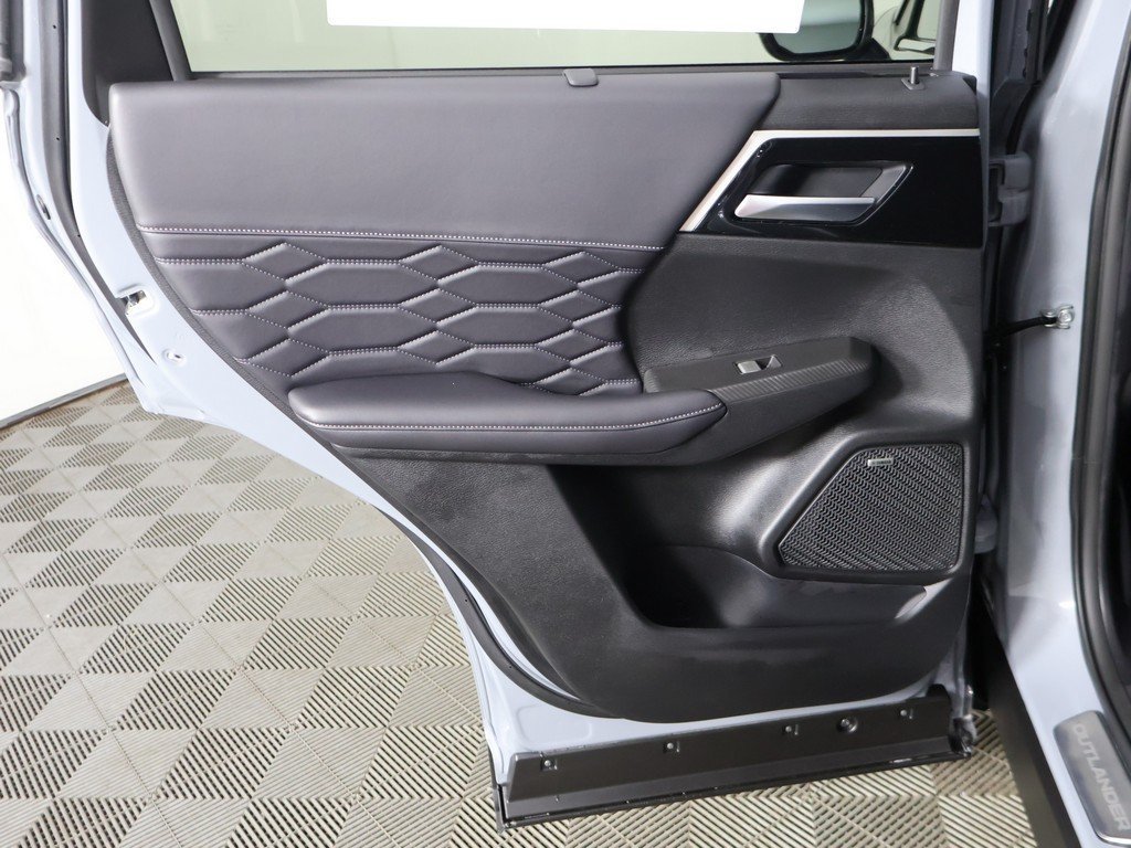 2026 Mitsubishi Outlander SEL - Photo 31
