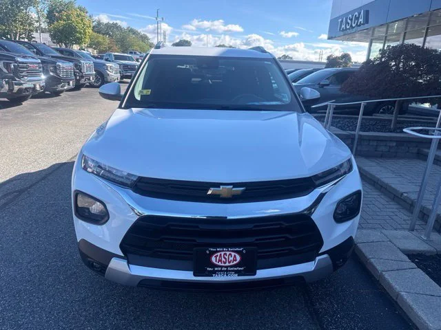 Used 2023 White Chevrolet LT image 2