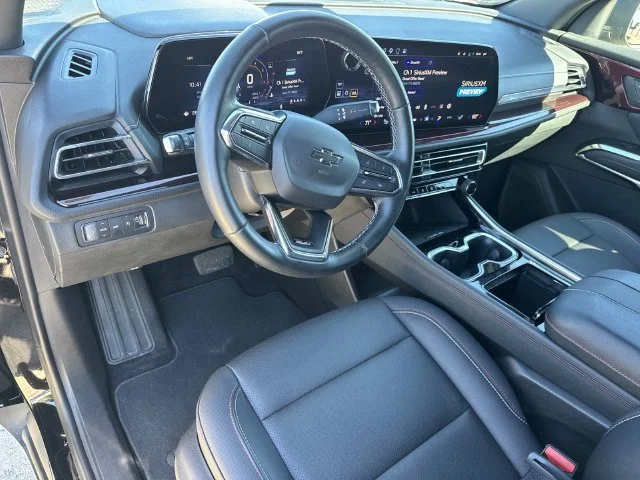 Used 2025 Black Chevrolet Z71 image 32