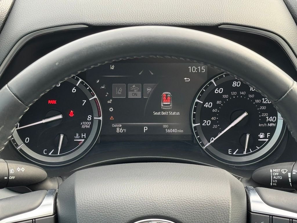 Used 2021  Toyota Platinum image 25