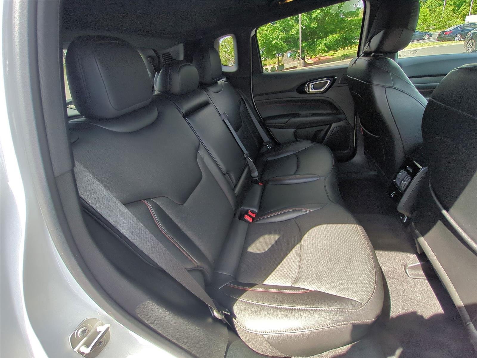 Used 2024 Bright White Clearcoat Jeep Trailhawk image 48
