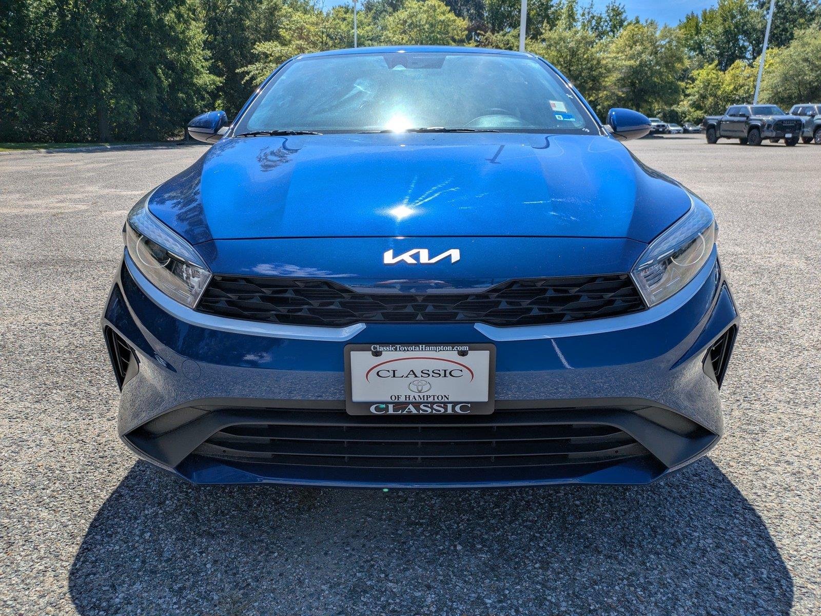 Used 2024 Deep Sea Blue Kia LXS image 9