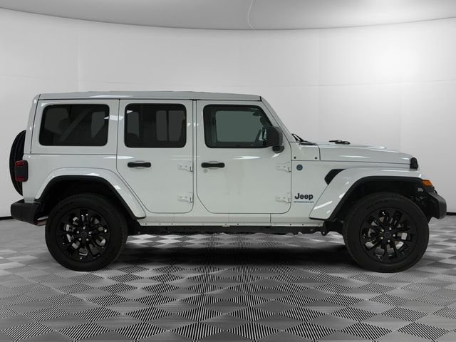 Used 2025 White Jeep Sahara 4xe image 6