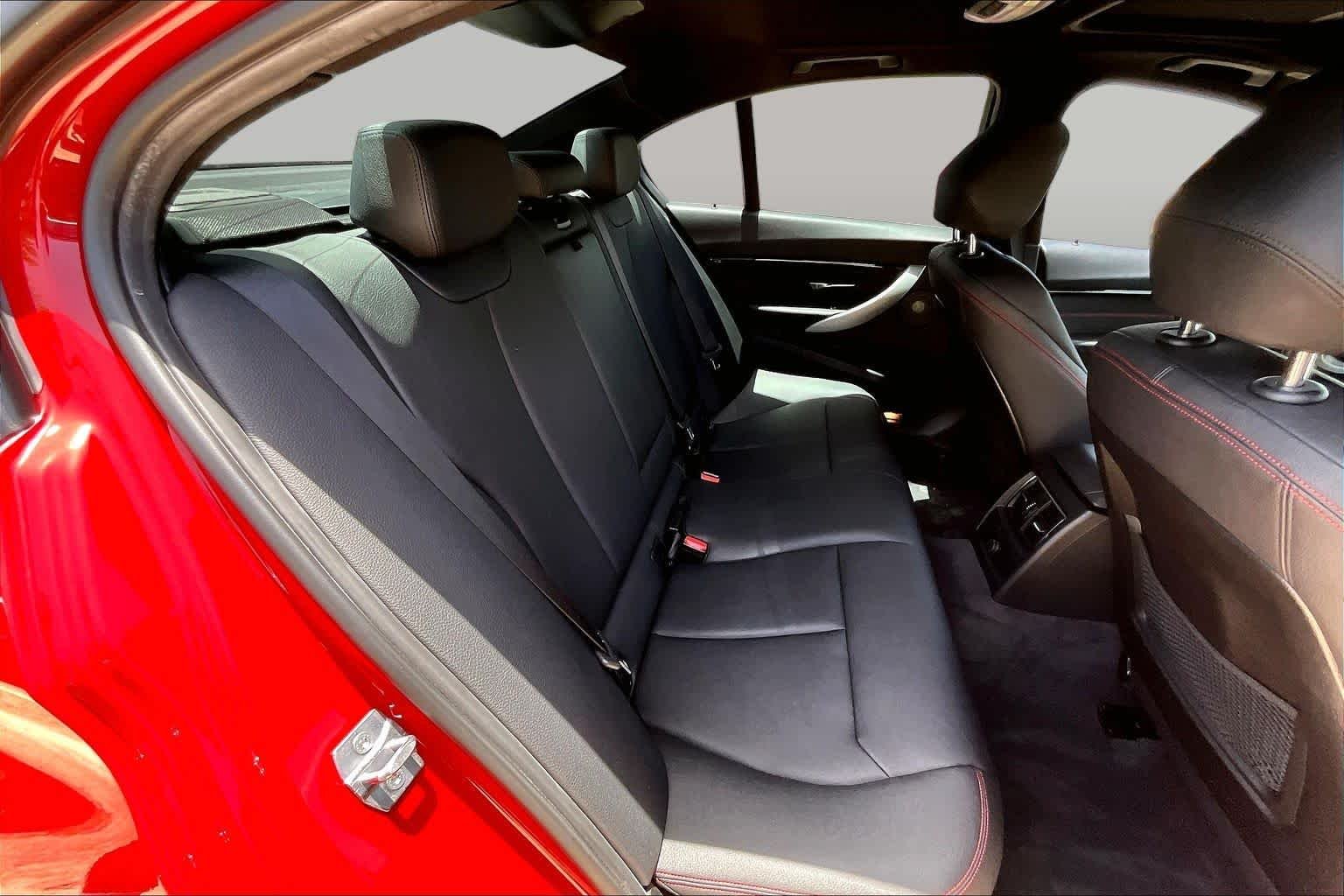 Used 2016 Melbourne Red Metallic BMW 328i image 20