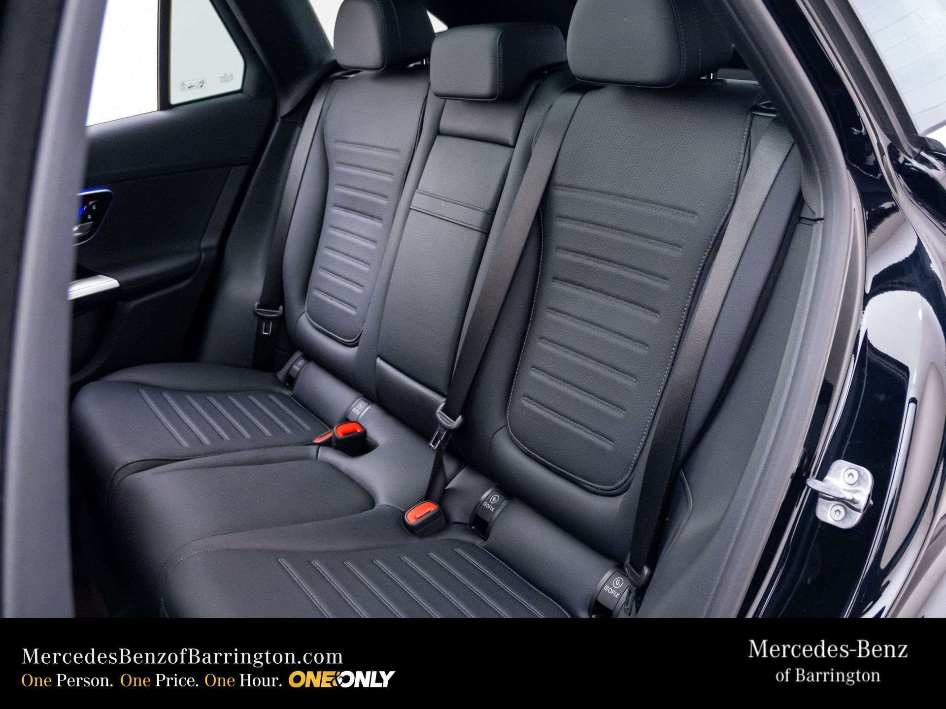 New 2026 Black Mercedes-Benz GLC 300 image 19