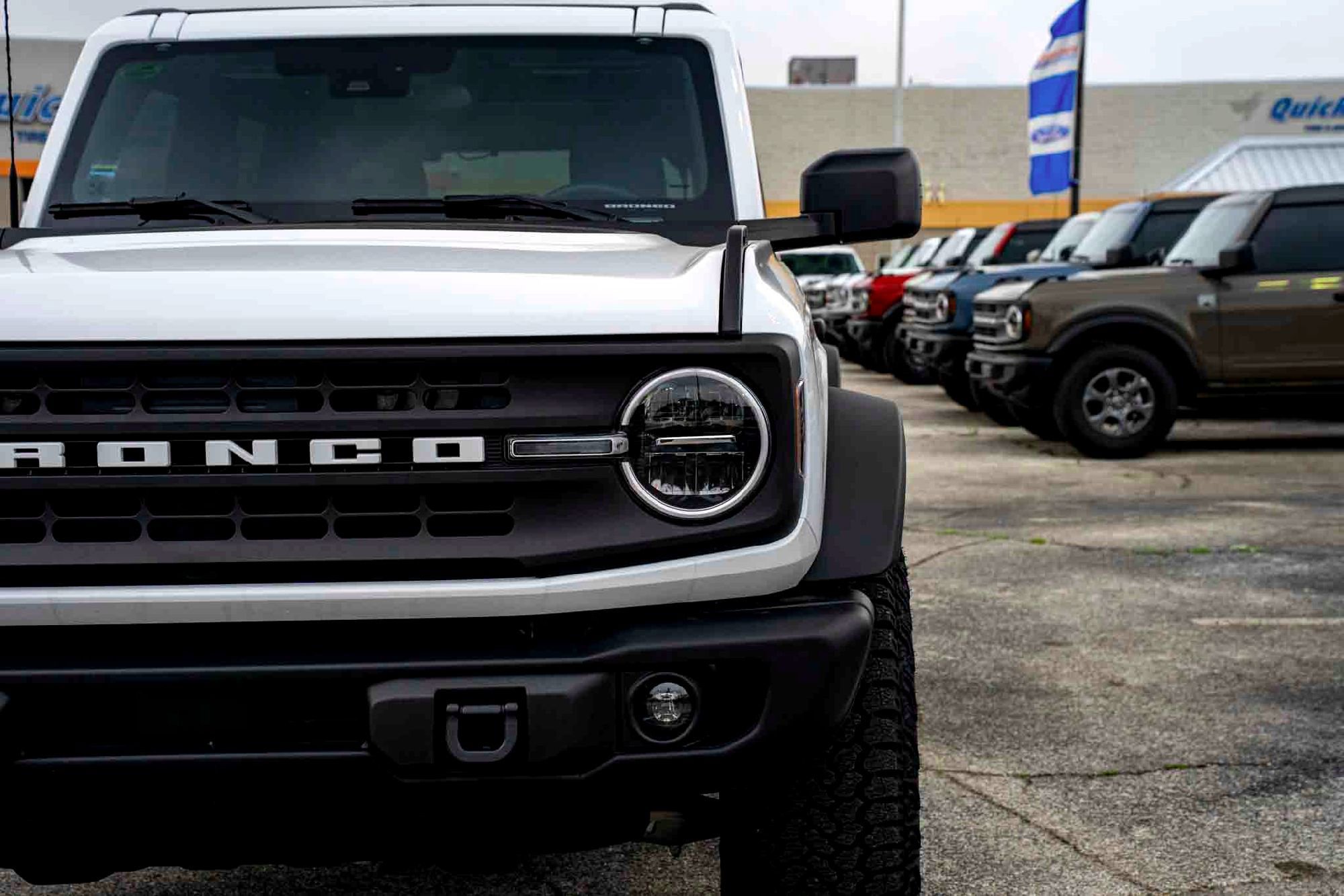 New 2025 Oxford White Ford Big Bend image 8
