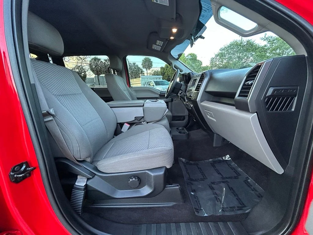 Used 2017 Race Red Ford XLT image 23