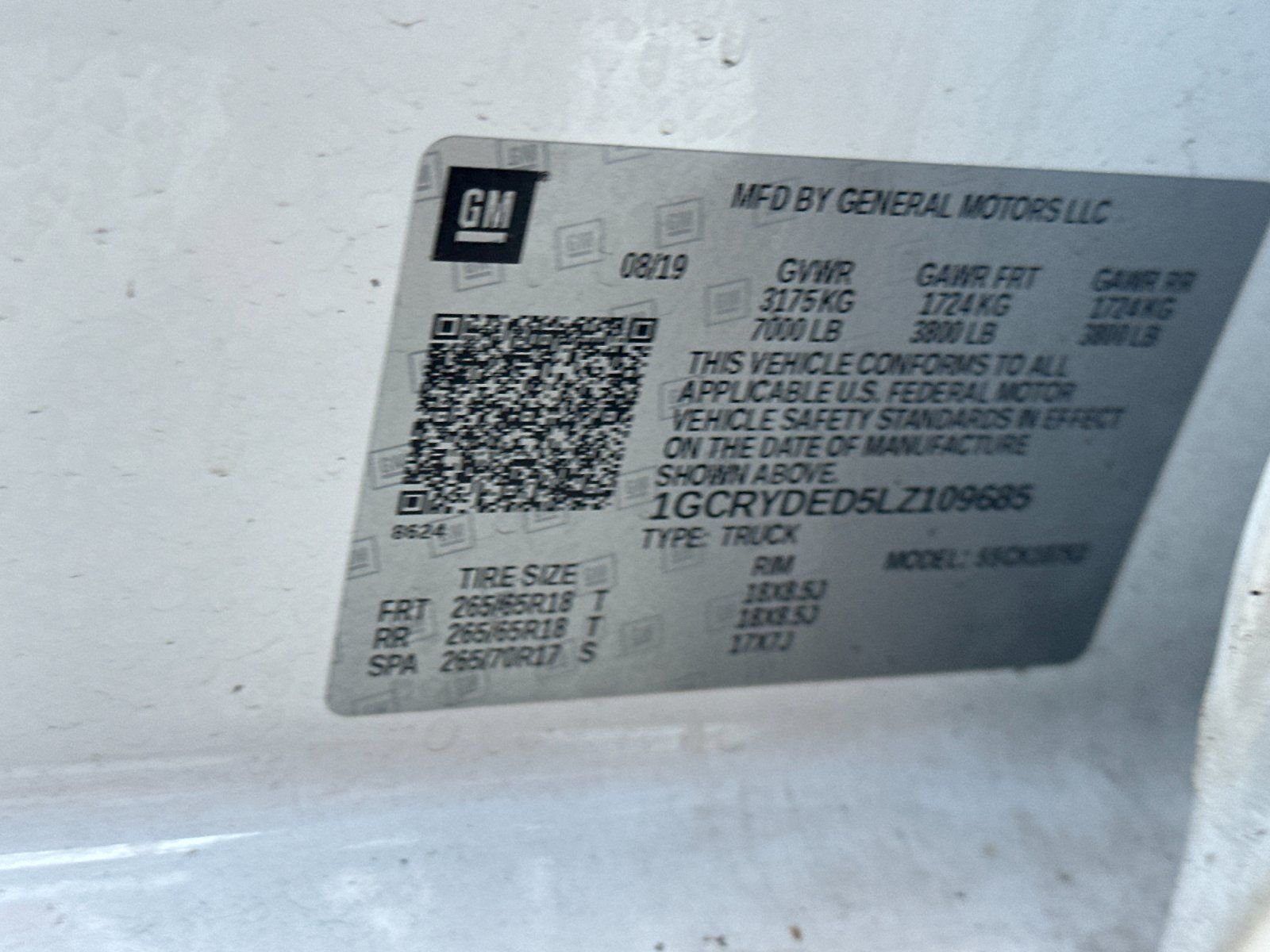 Used 2020 Summit White Chevrolet LT image 26
