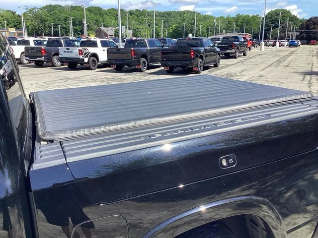 Used 2021 Diamond Black Ram Limited image 16
