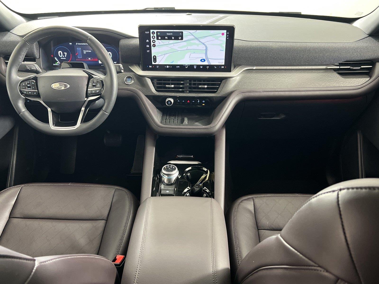 Used 2025 White Ford Platinum image 2