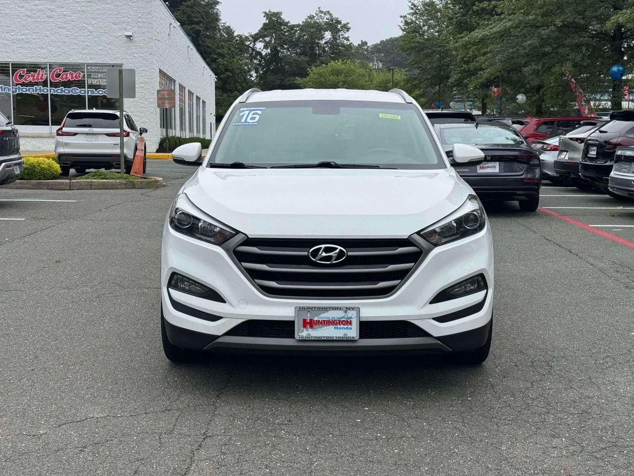 Used 2016 Hyundai Tucson Sport with VIN KM8J3CA24GU063386 for sale in Huntington, NY
