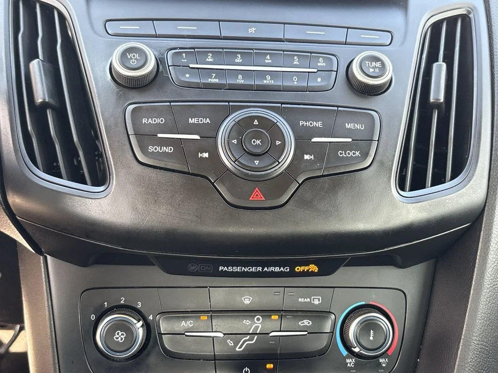 Used 2018 Magnetic Ford S image 20