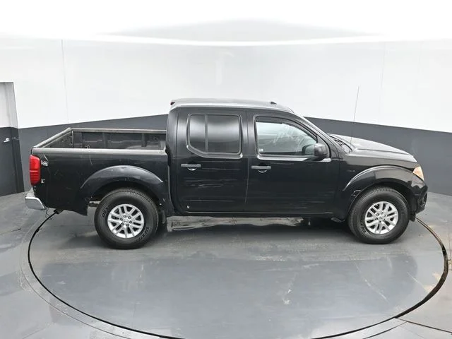 Used 2015 Black Nissan SV image 35