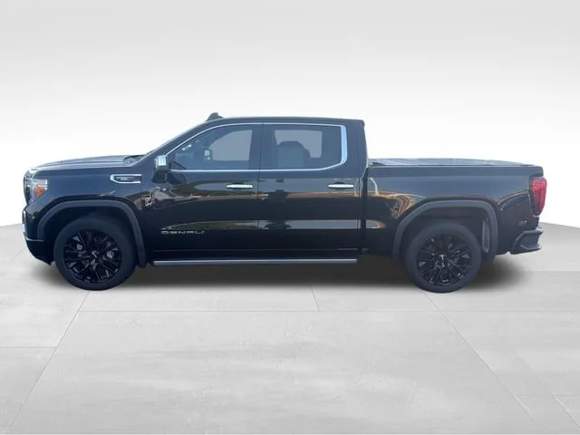 Used 2020 Onyx Black GMC Denali image 2