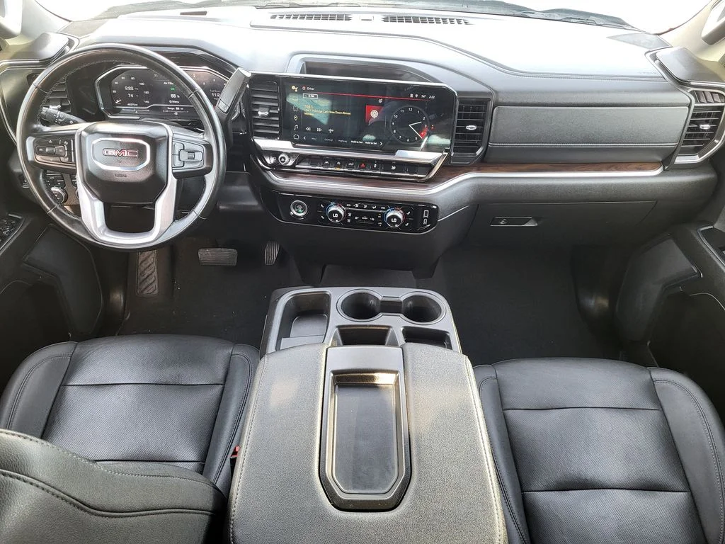 Used 2024 Sterling Metallic GMC SLT image 18