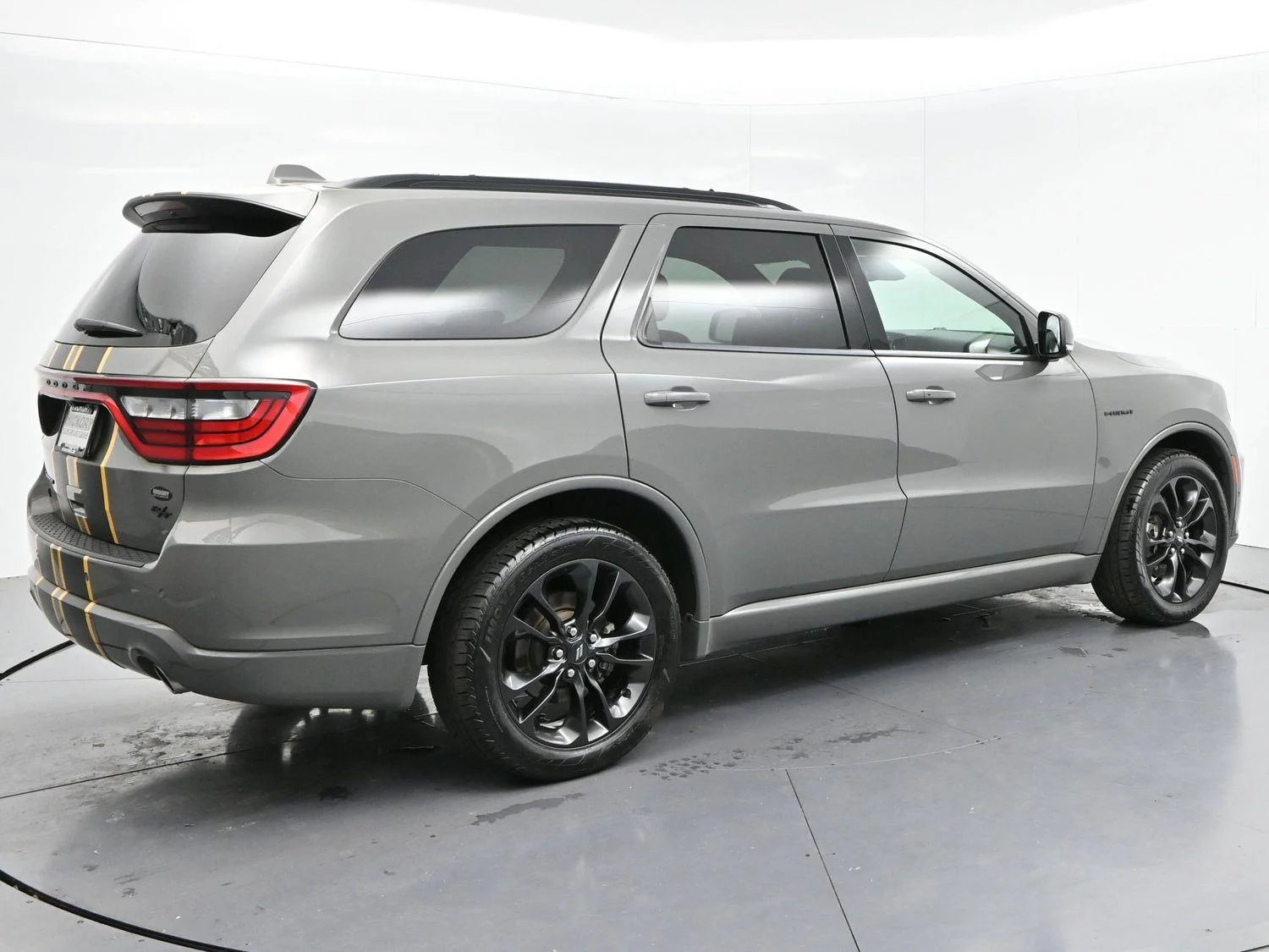 Used 2022 Destroyer Gray Clearcoat Dodge Orange Sport image 7