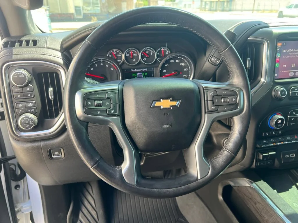 Used 2022 Summit White Chevrolet LTZ image 12
