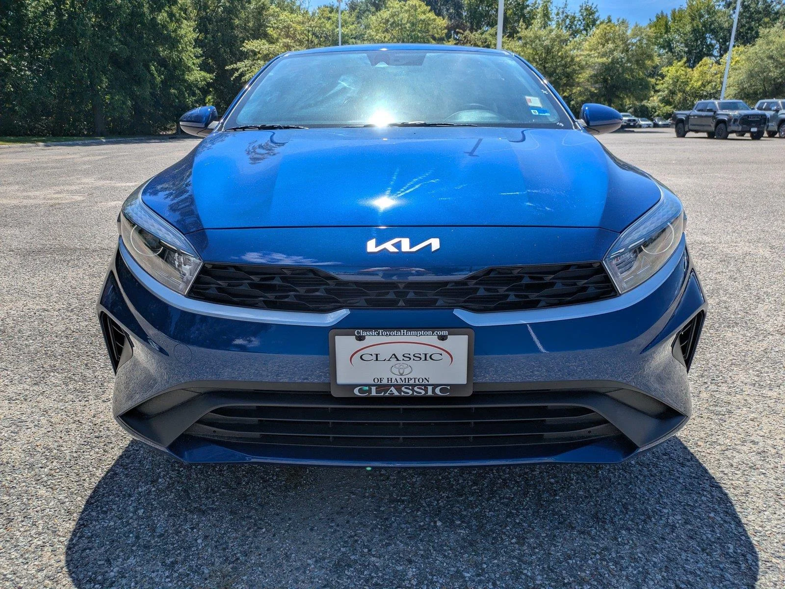 Used 2024 Deep Sea Blue Kia LXS image 9