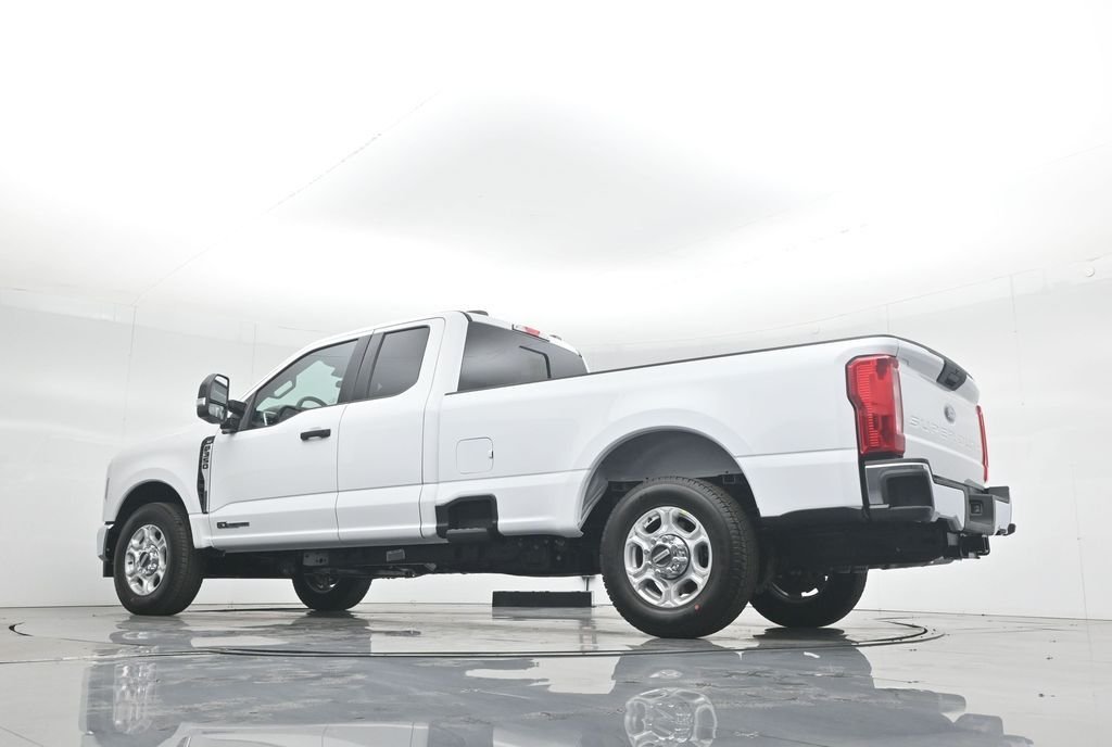 2026 Ford F-350 Super Duty XLT - Photo 53