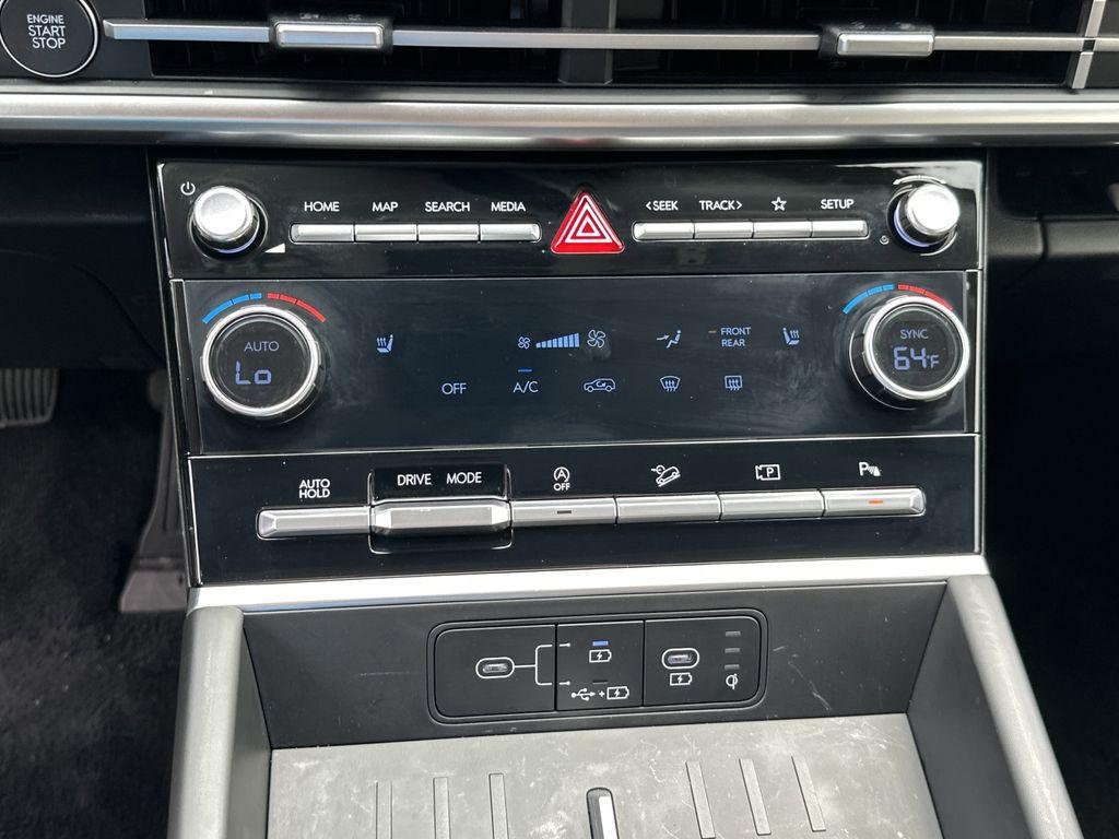 New 2026 Shimmering Silver Pearl Hyundai SEL FWD image 19