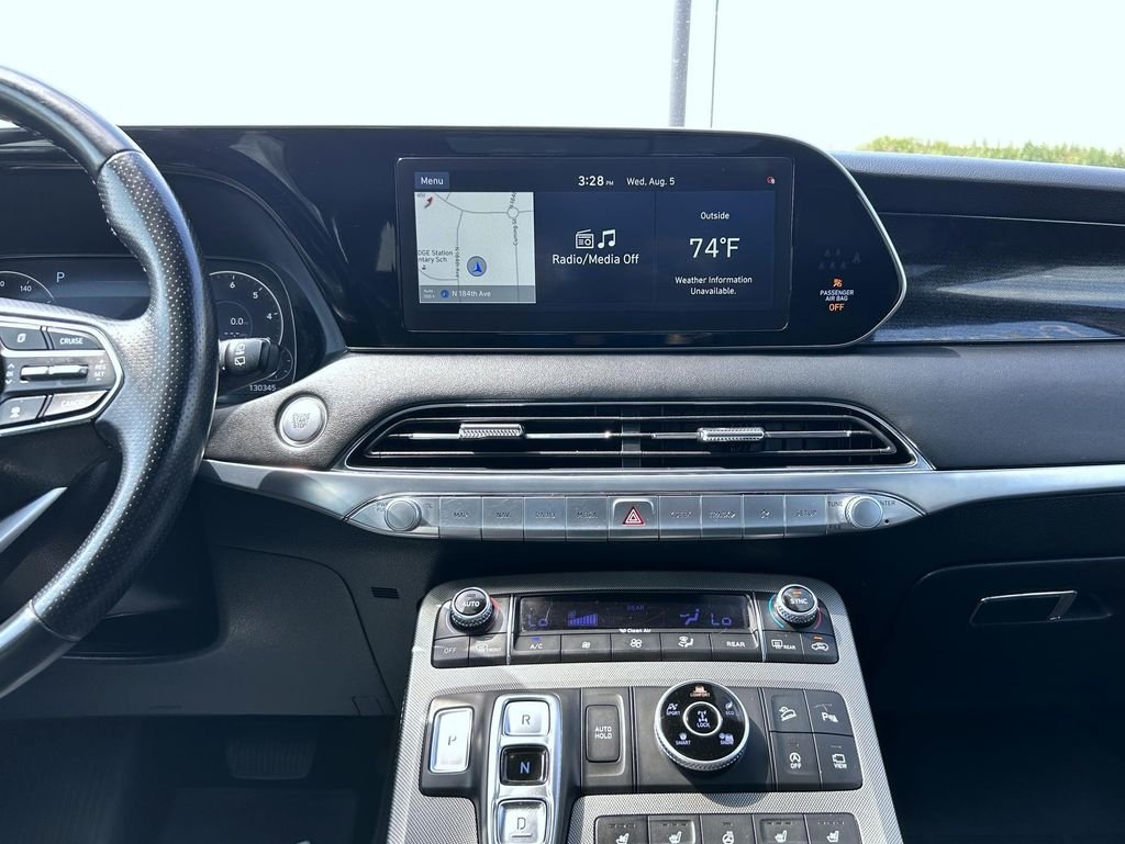 Used 2021 White Hyundai Calligraphy image 14