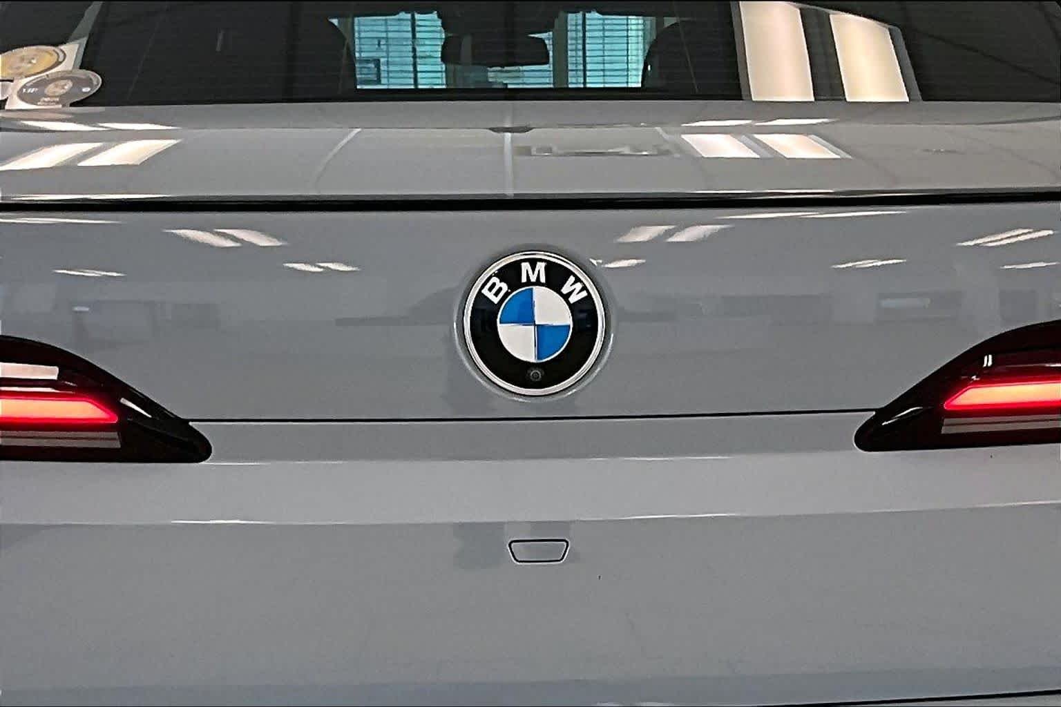 Used 2024 Brooklyn Grey Metallic BMW 760i xDrive image 9