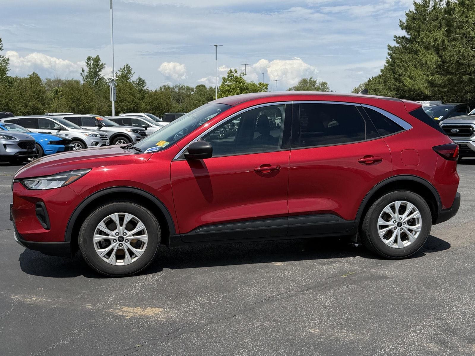 Used 2023 Rapid Red Metallic Tinted Clearcoat Ford Active image 6