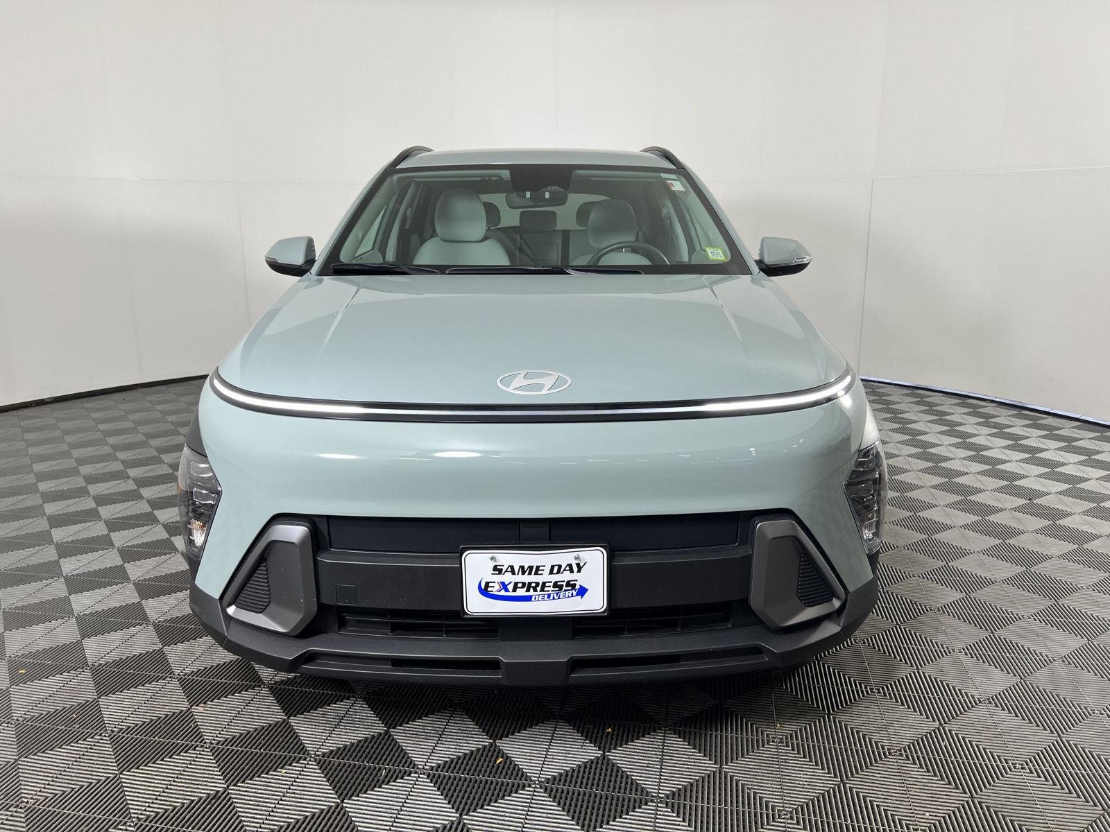 Used 2024 Mirage Green Hyundai SEL image 28