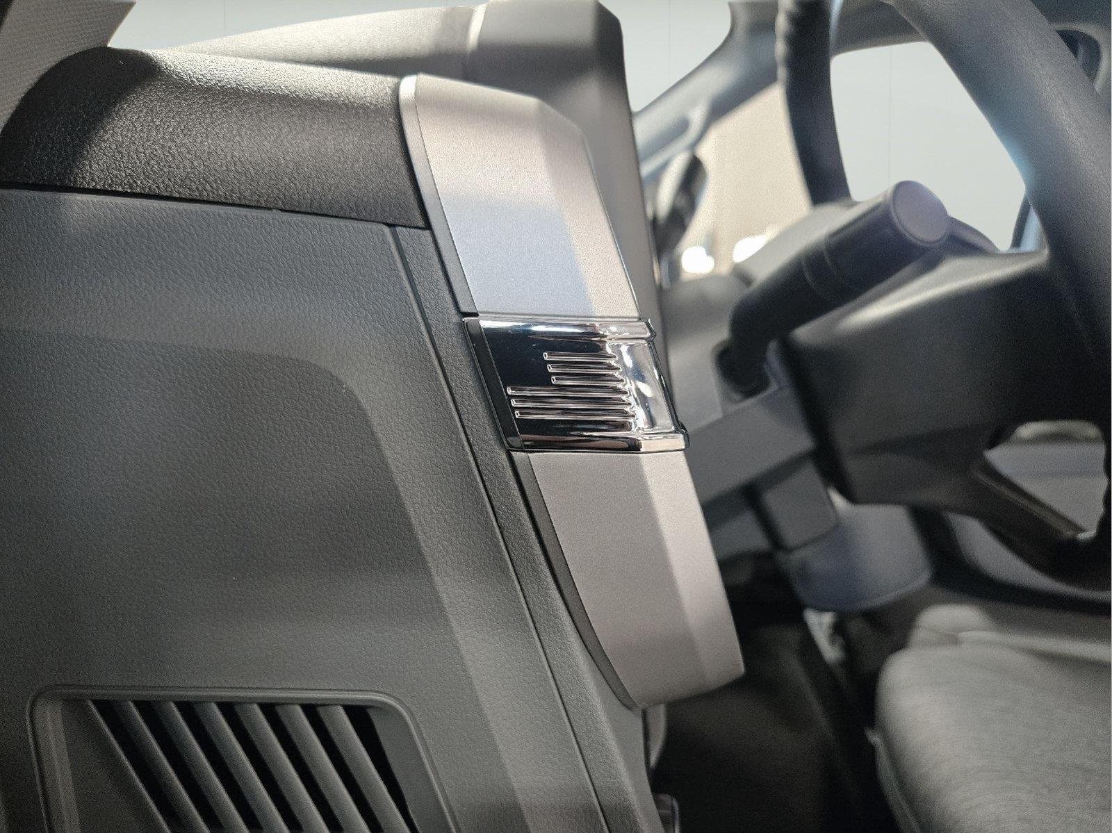 New 2026 Oxford White Ford F-250® XL image 51