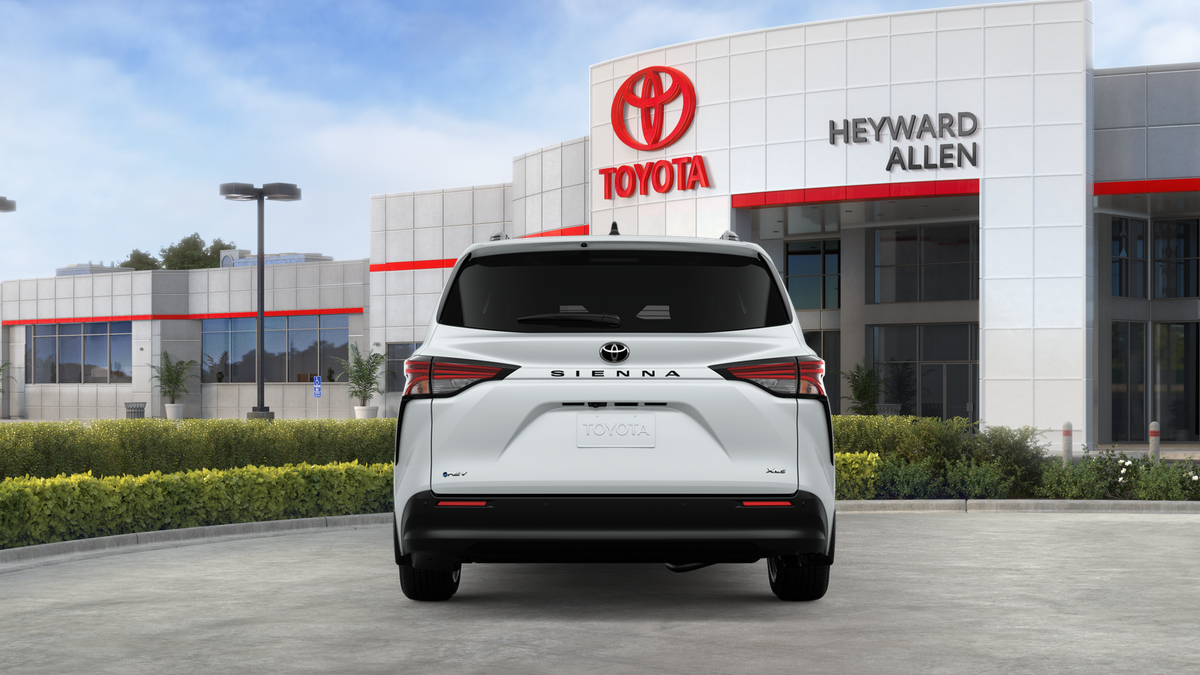 New 2026 Wind Chill Pearl Toyota XLE image 30