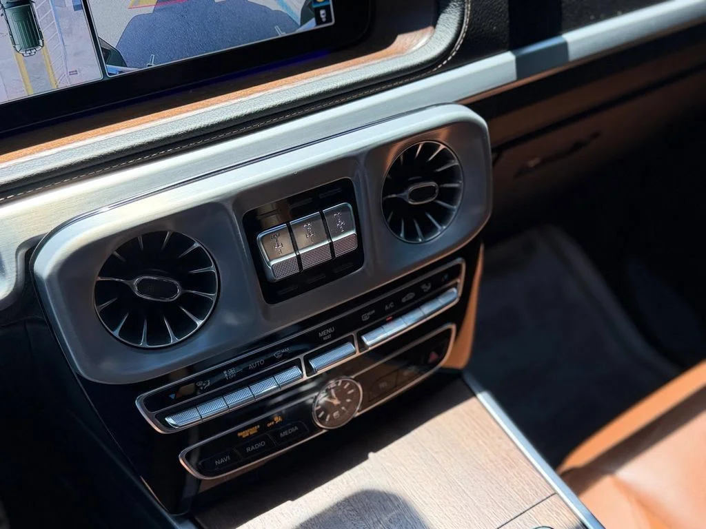 Used 2021 Green Mercedes-Benz G 63 AMG® image 32