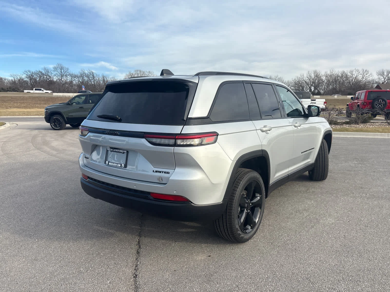 New 2025 Silver Zynith Jeep Limited image 9