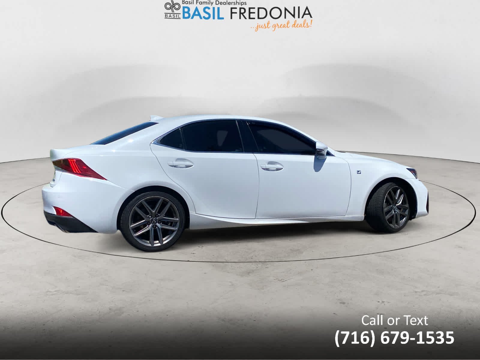 Used 2020 Ultra White Lexus F SPORT image 5