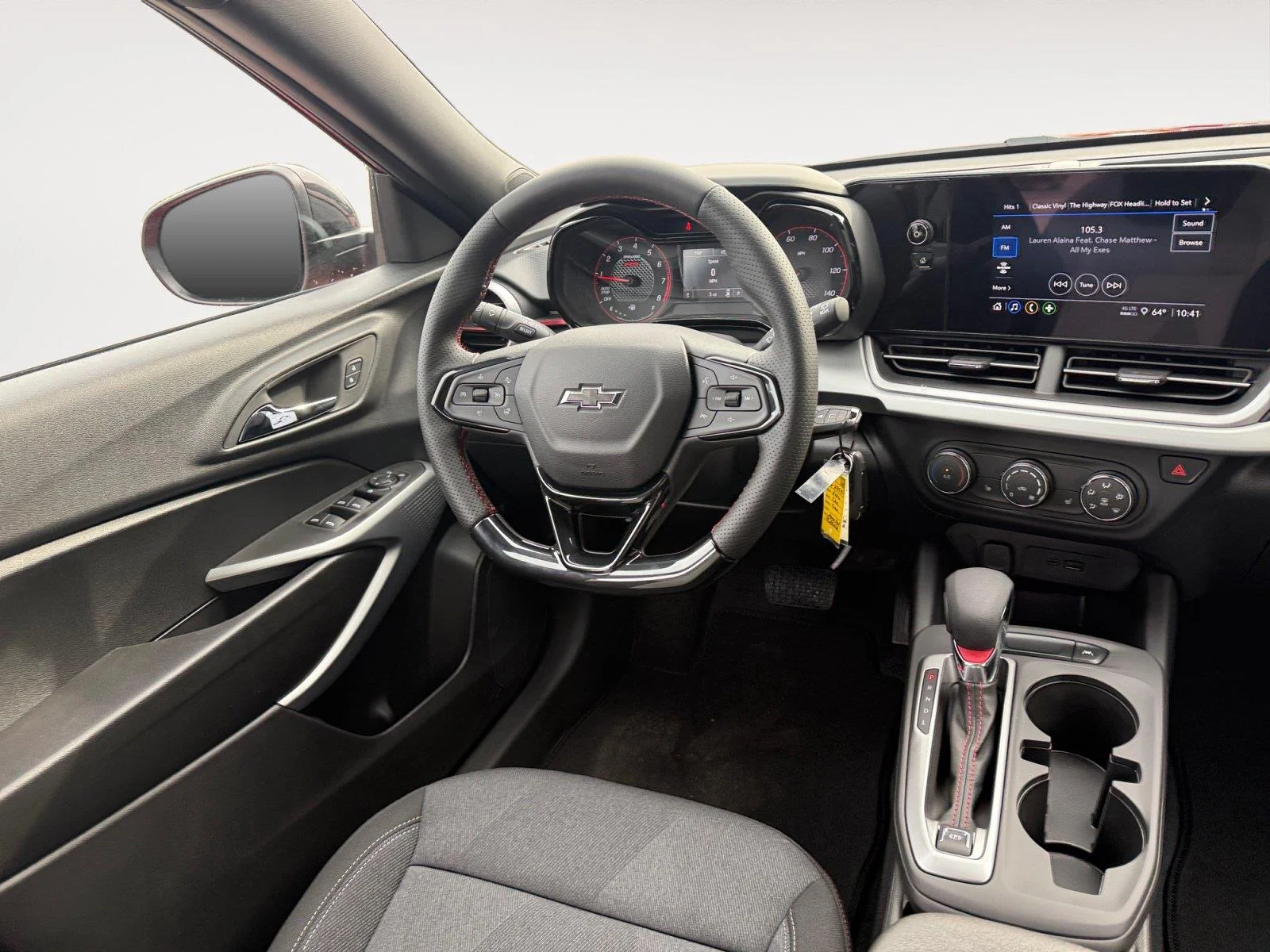 2026 Chevrolet Trax RS - Photo 11