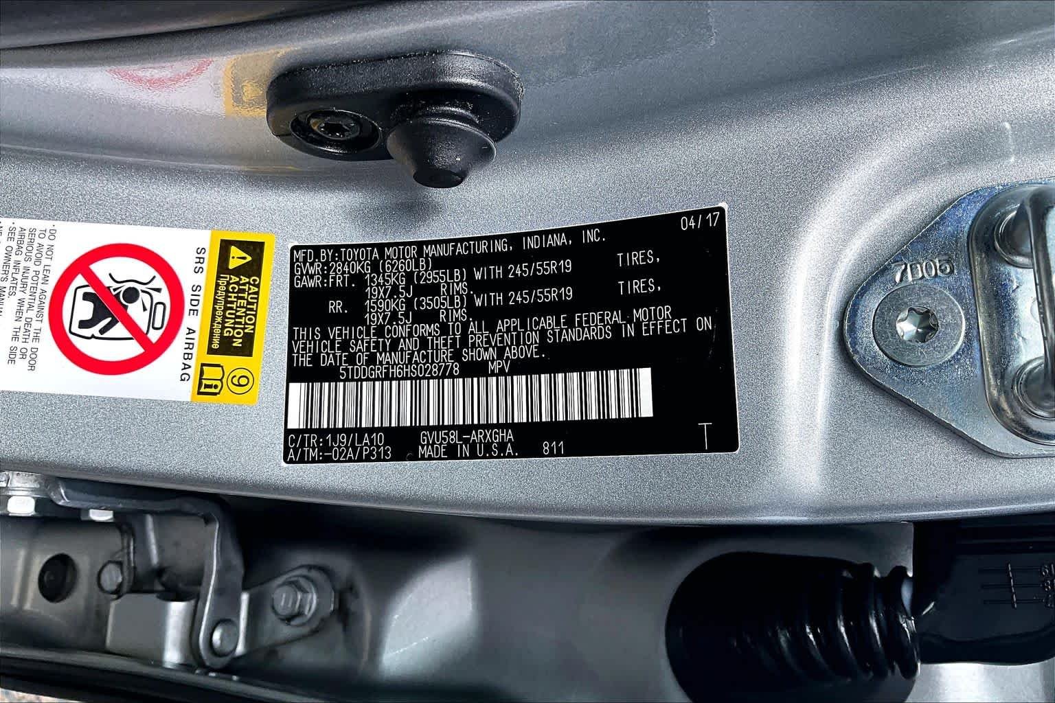 Used 2017 Celestial Silver Metallic Toyota Hybrid Limited Platinum image 36