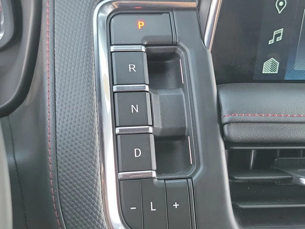 2024 Chevrolet Tahoe RST - Photo 12