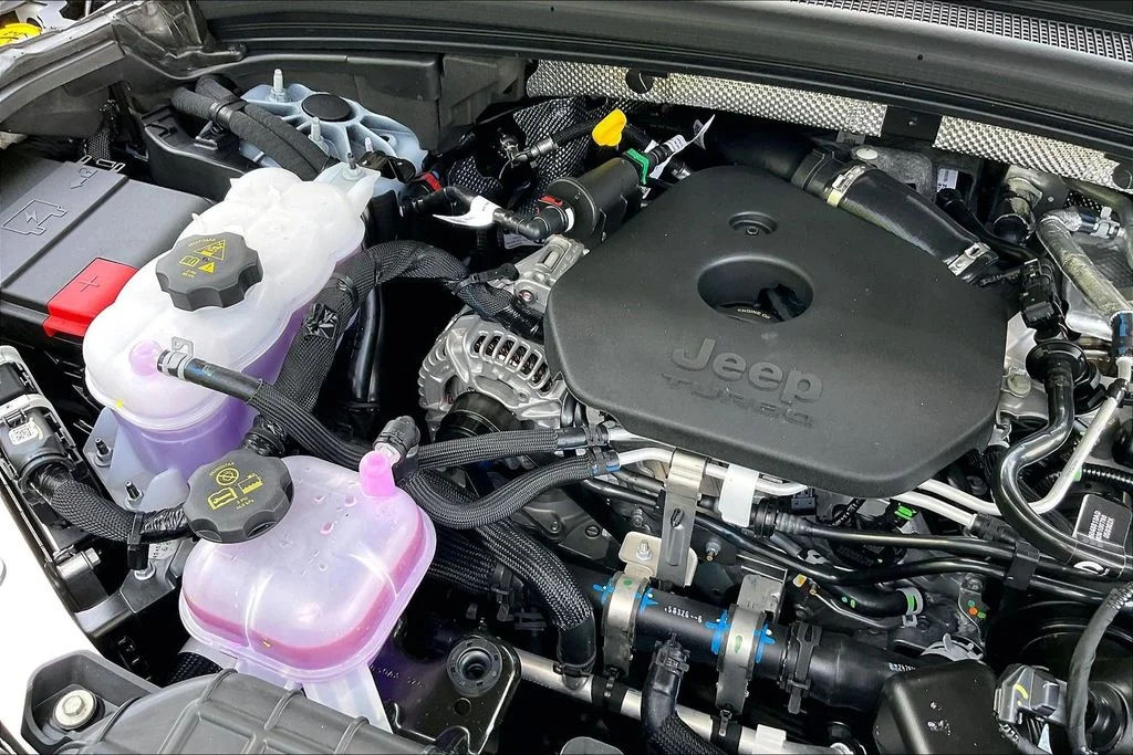 New 2026 Jeep Grand Cherokee L Laredo 4D Sport Utility