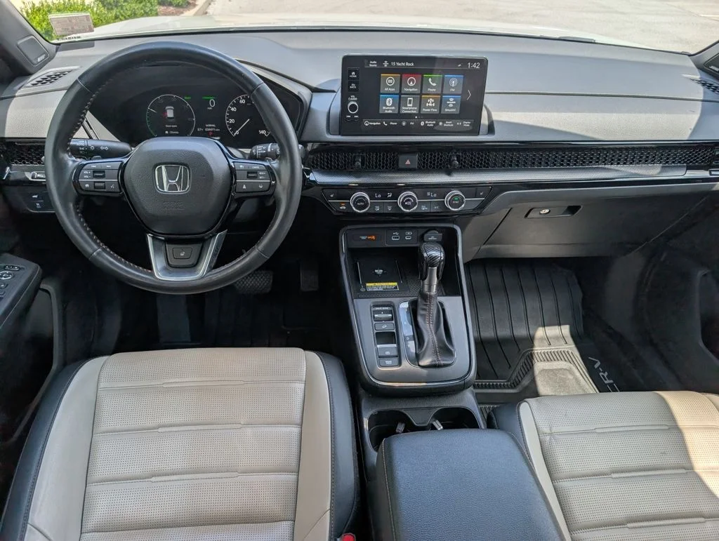 Used 2023 White Honda Sport Touring image 11