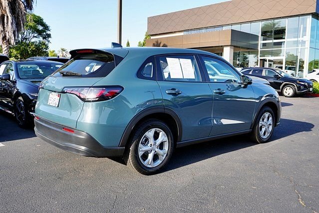 Used 2025 Gray Honda LX image 7